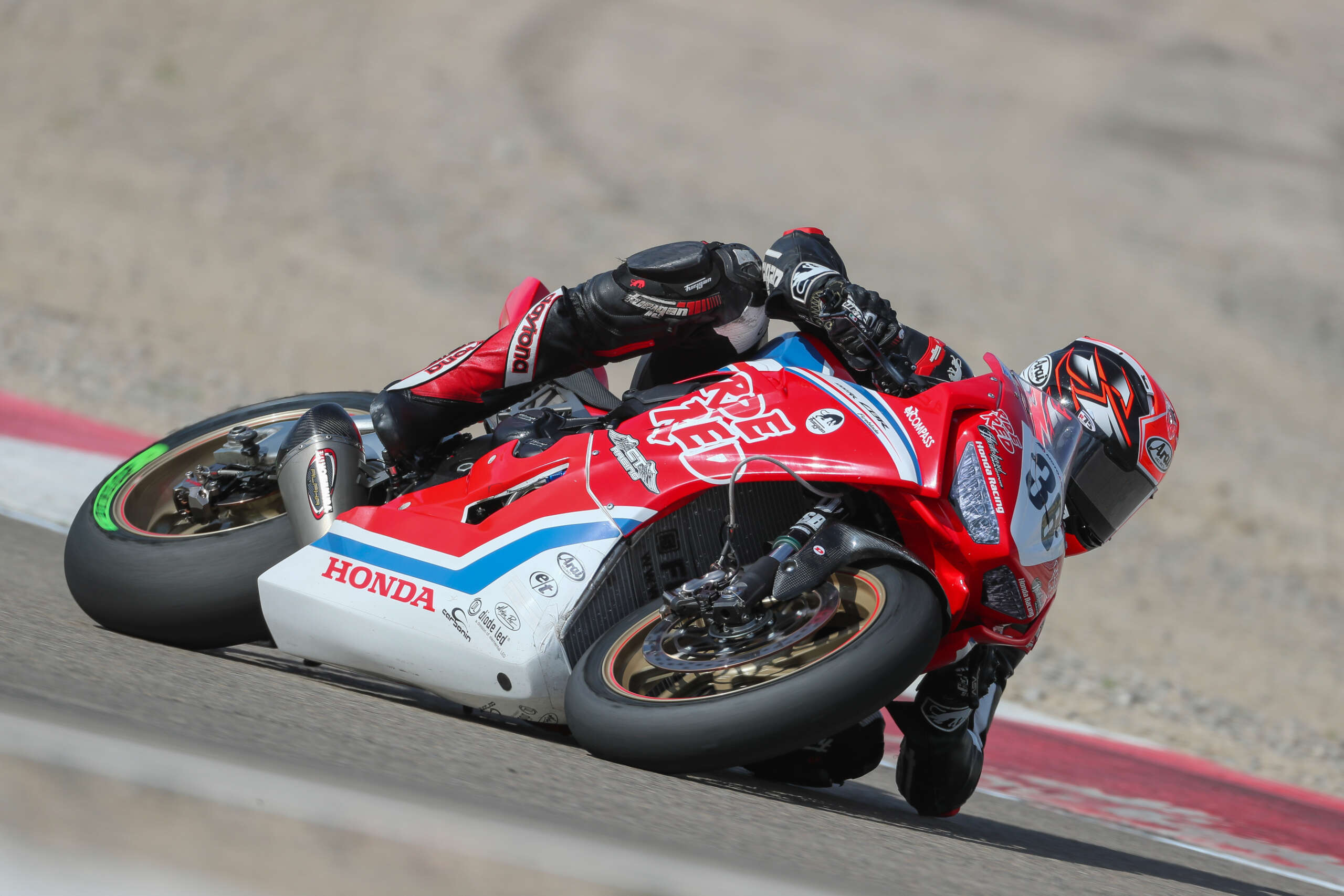 Read more about the article Jason Uribe: Fighting Wildfires And Racing Superbikes