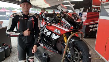 HONOS Superbike Rider Lee Jumps From Kawasaki To Suzuki