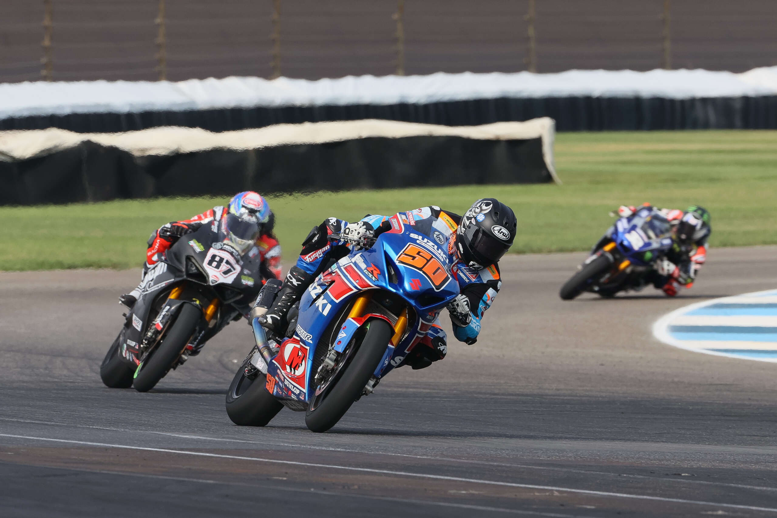 Read more about the article Fong Takes Drama-Filled Superbike Win At The Brickyard