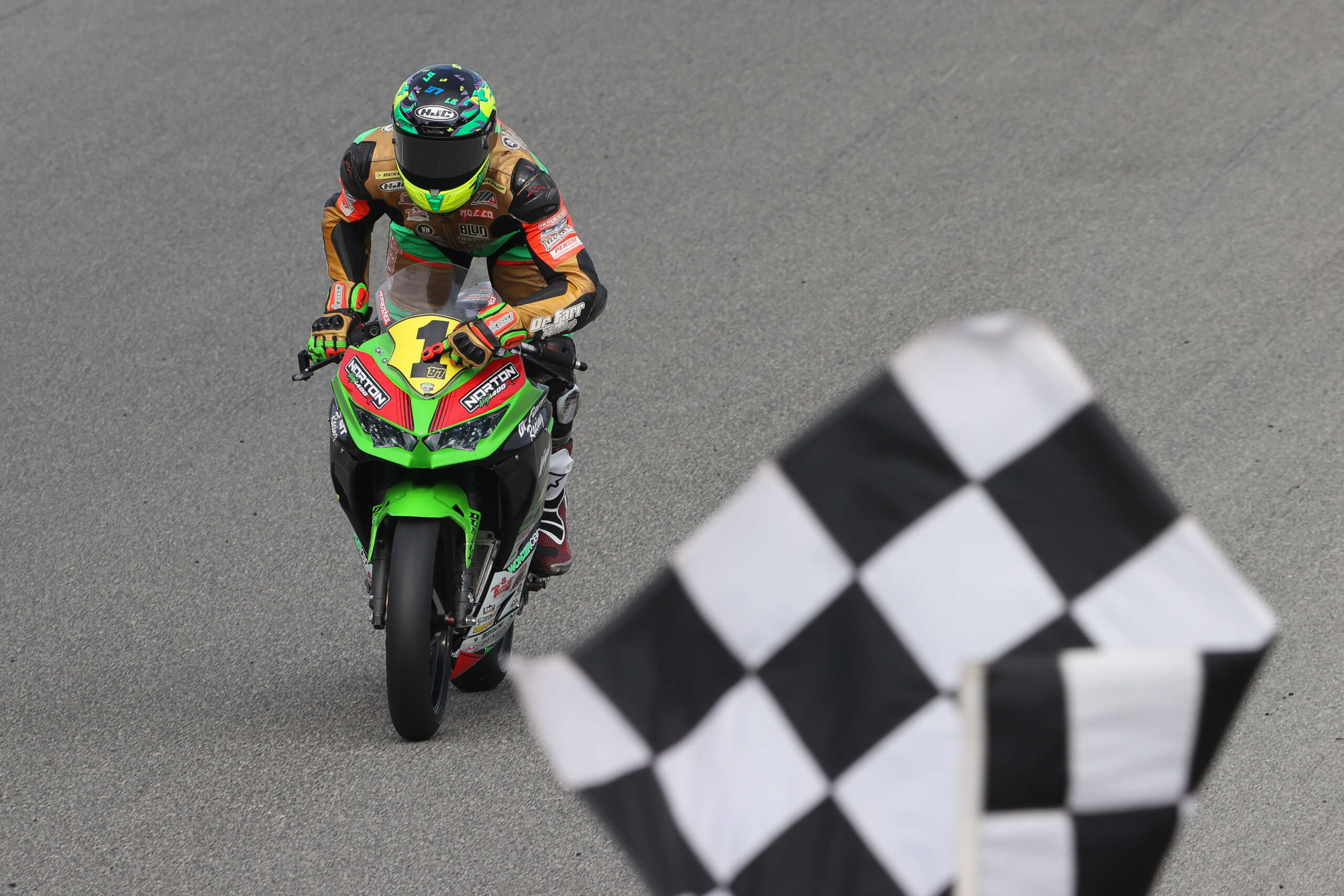 Read more about the article Landers And Kelly Win Season Finale At Laguna Seca