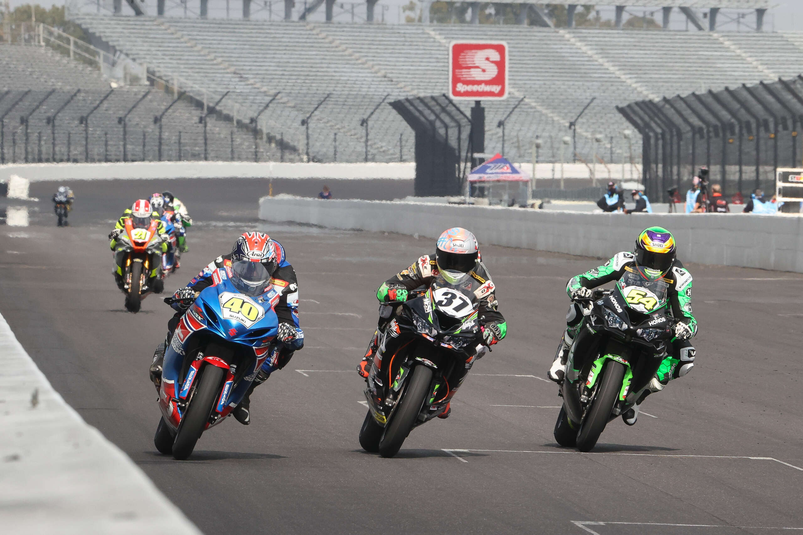 Read more about the article Escalante Crowned At Indianapolis Motor Speedway