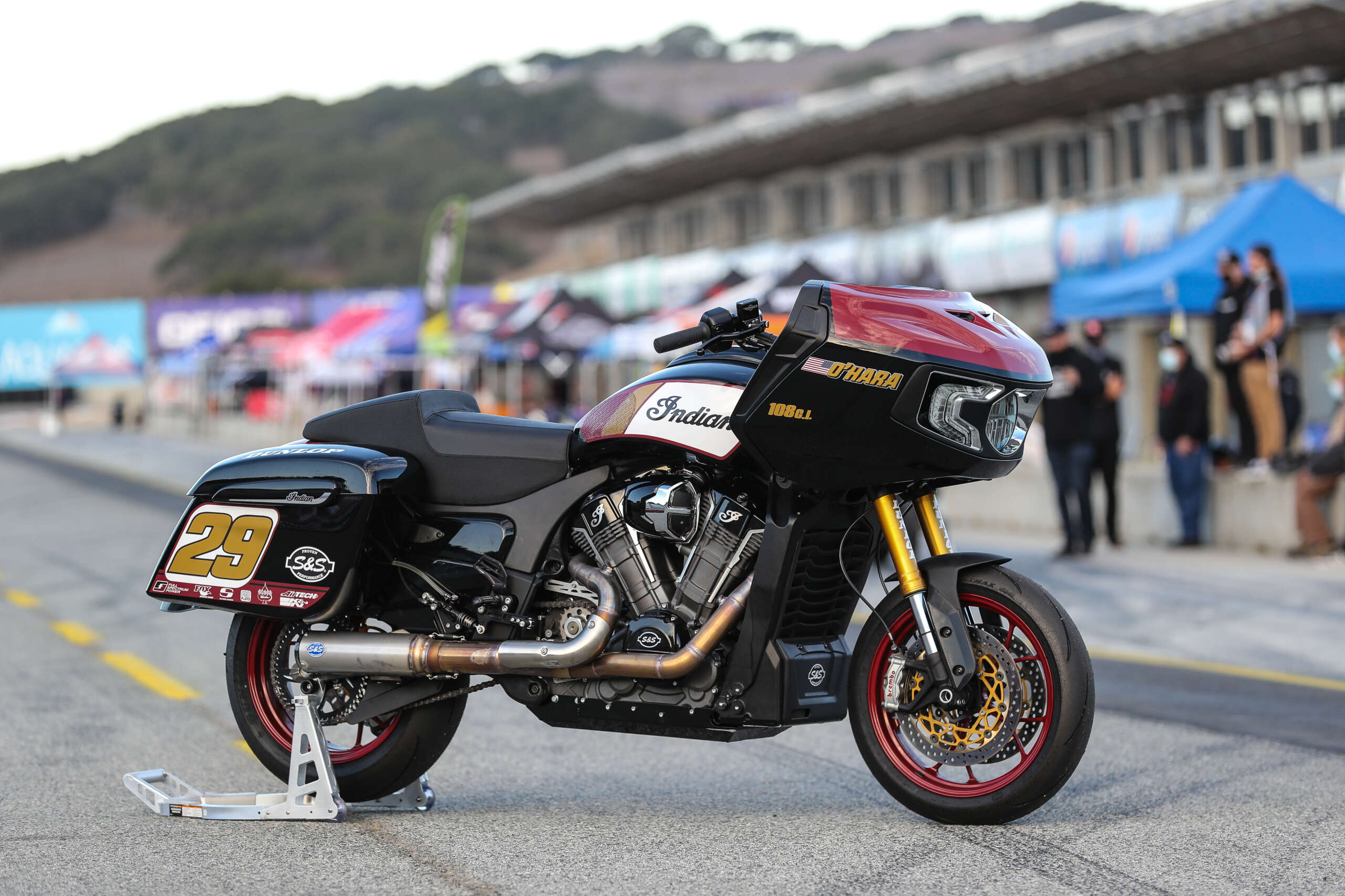 Read more about the article A Different Kind Of BYOB: Build Your Own Bagger Racebike