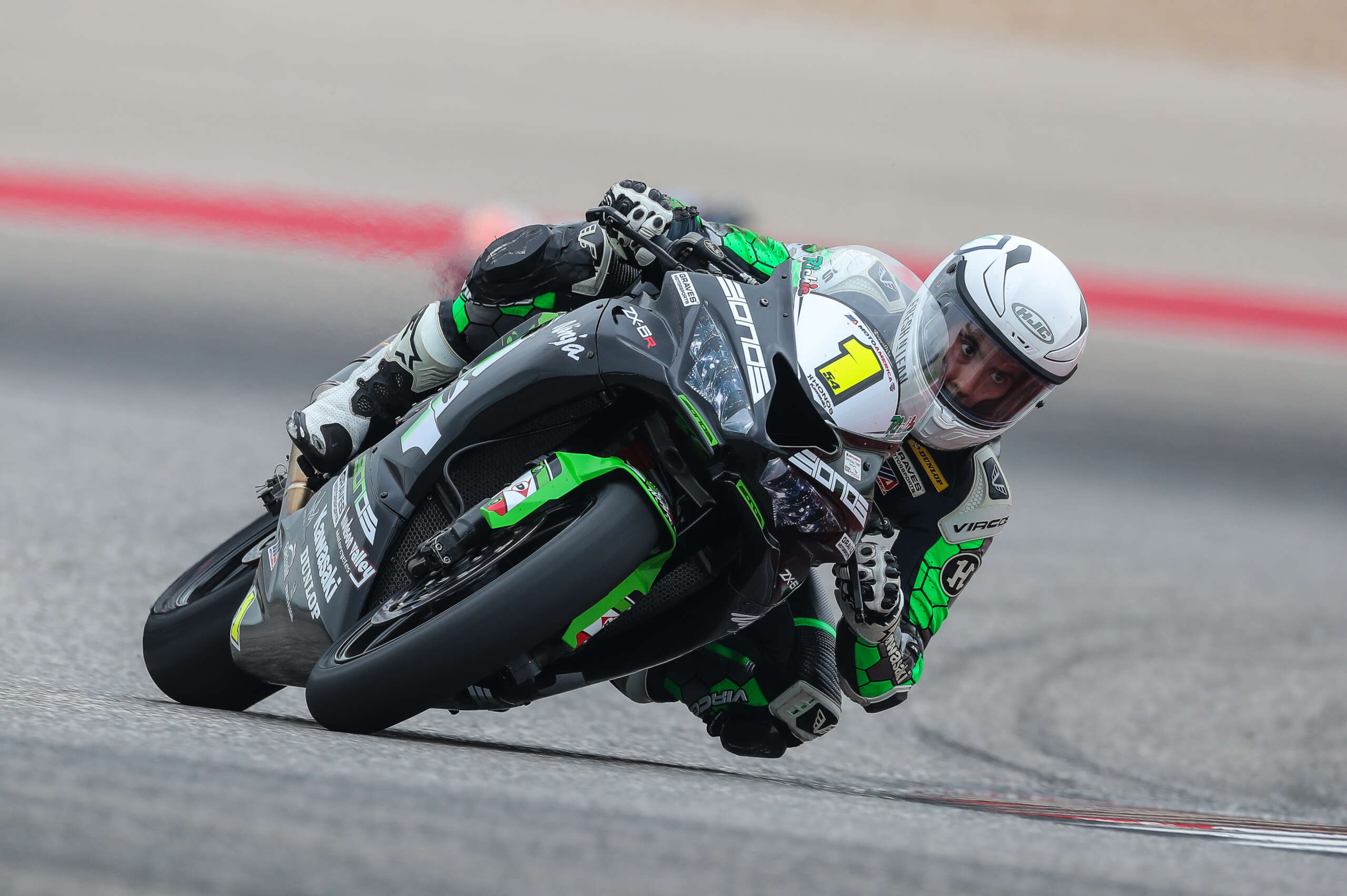 Read more about the article Who Will Be Master Of The Middleweights?