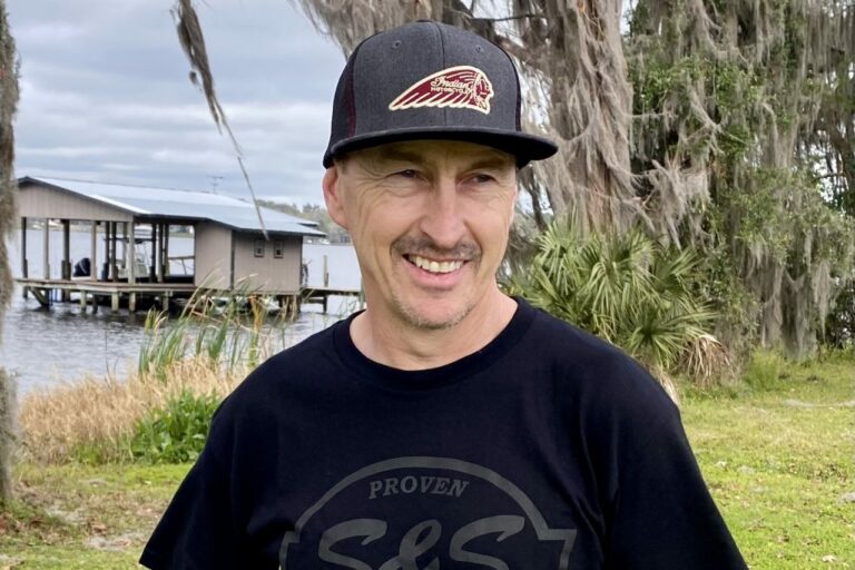 Read more about the article Former MotoGP Star Jeremy McWilliams Joins The S&S Indian Team For 2022 MotoAmerica Mission King Of The Baggers