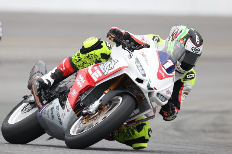 Read more about the article Aprilia Becomes Official Partner With MotoAmerica For 2022