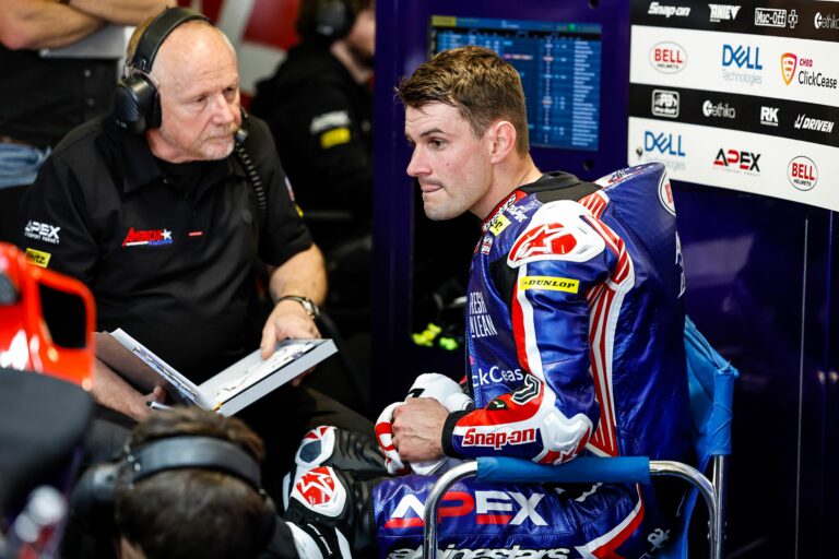 Read more about the article Beaubier 9th, Roberts 17th, Kelly 26th On Opening Night In Qatar