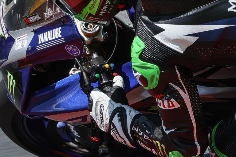Read more about the article Superbike Buttons: Just Press “Play”