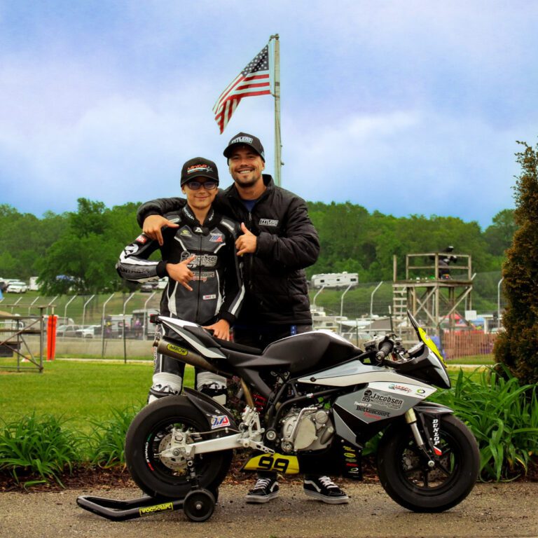 Read more about the article PJ Jacobsen Sponsoring Nathan Bettencourt In Mini Cup By Motul Championship