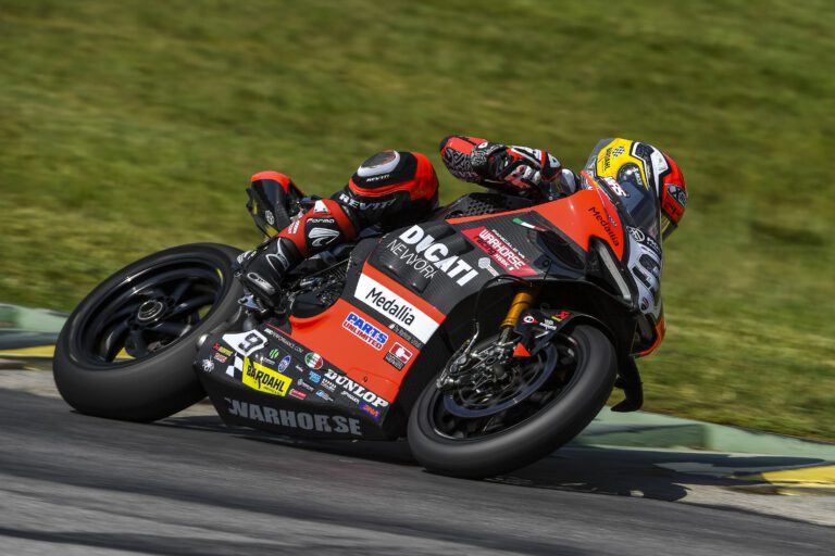 Read more about the article Petrucci, Scholtz And Gagne Tight At The Top As MotoAmerica Invades Road America