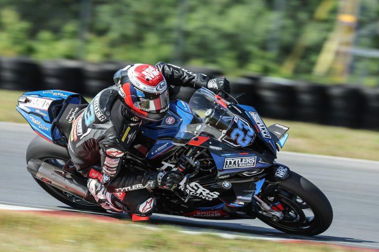 Read more about the article It’s Now Or Never For Championship Hopefuls As Pitt Race Awaits