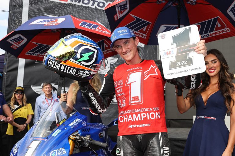 Read more about the article Petersen Wins Finale, Gagne Crowned 2022 MotoAmerica Medallia Superbike Champion