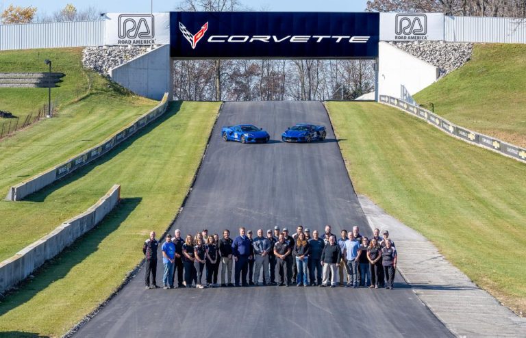 Read more about the article Surfacing Project At Road America Is Complete: Job Done On 4.048-Mile Racetrack