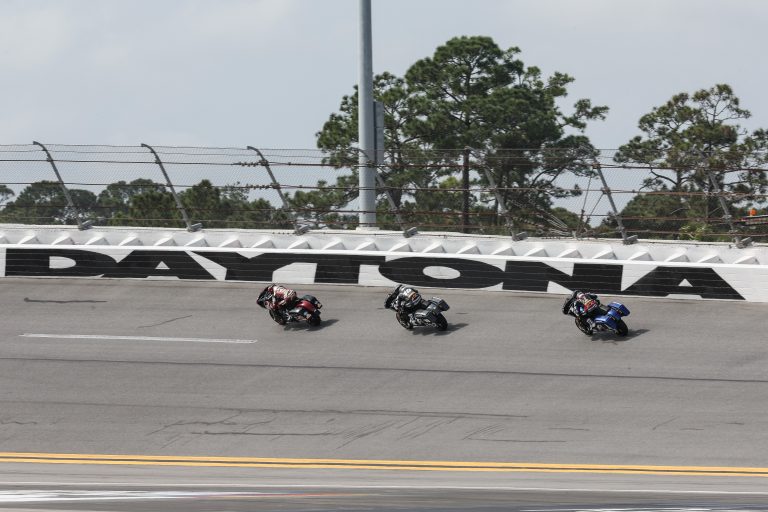 Read more about the article The Science Of Speed: Daytona’s High Banks