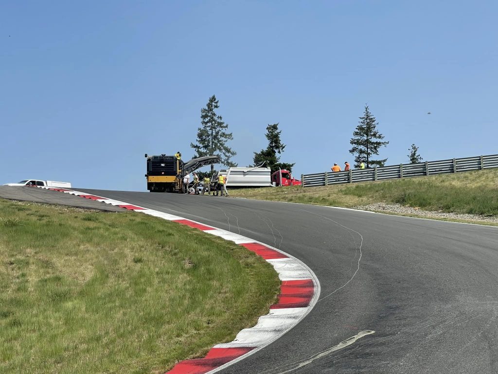 Read more about the article MotoAmerica Will Have New Pavement, Curbing, And More This Weekend At Ridge Motorsports Park