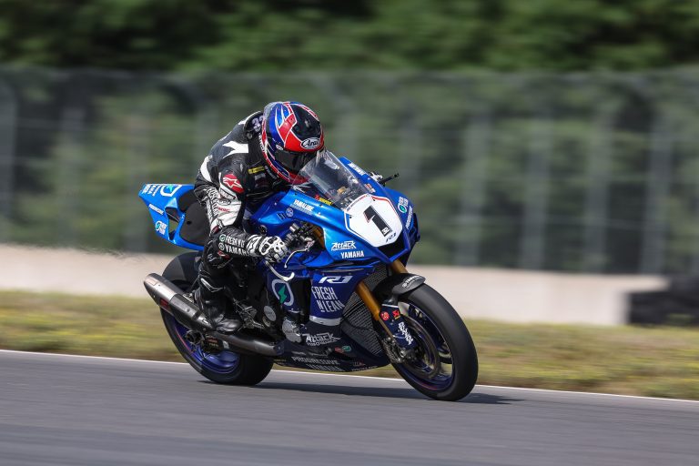 Read more about the article Gagne Quickest In Tightly Knit Superbike Q1 At Brainerd International Raceway