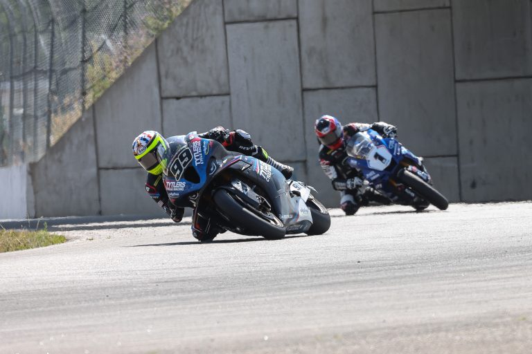 Read more about the article Jacobsen Wins His First MotoAmerica Superbike Race At Brainerd