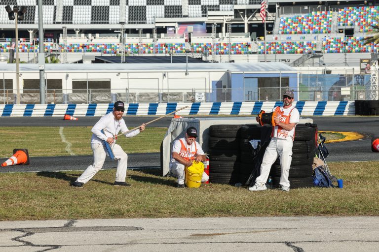 Read more about the article Corner The Best Seats At The Racetrack