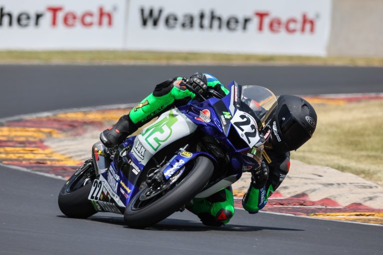 Read more about the article Blake Davis Will Race In 2024 MotoAmerica Supersport Championship Aboard An N2/BobbleHeadMoto Yamaha