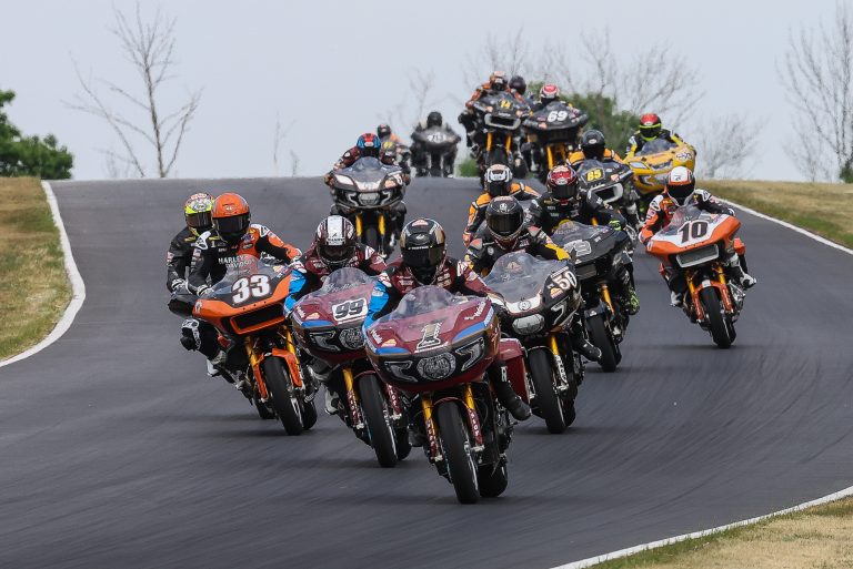 Read more about the article Spectro Performance Oils Onboard As Official Partner Of MotoAmerica In Multi-Year Deal