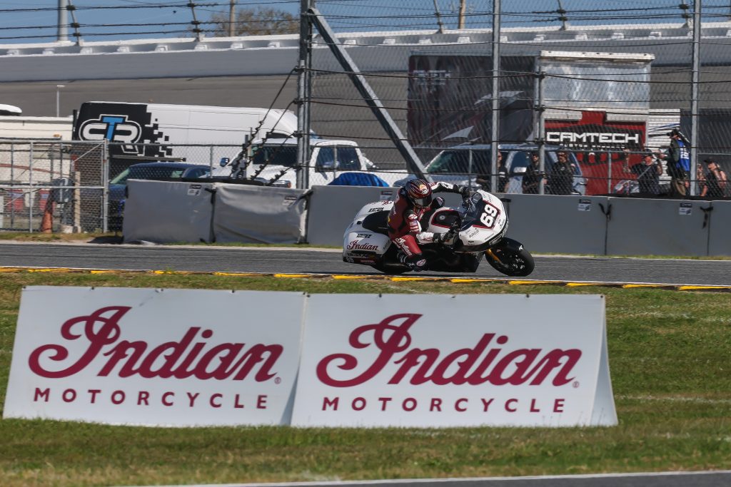 Read more about the article Gillim Snaps Wyman’s Mission King Of The Baggers Daytona Win Streak
