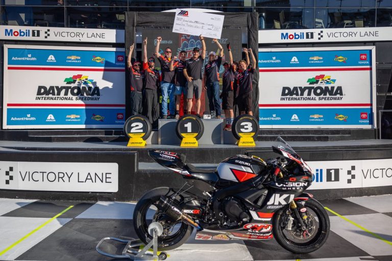 Read more about the article Practice Provides Paychecks As Fan Favorite Pit Stop Challenge Returns For DAYTONA 200